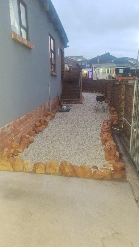 2 Bedroom Property for Sale in Gelvandale Eastern Cape